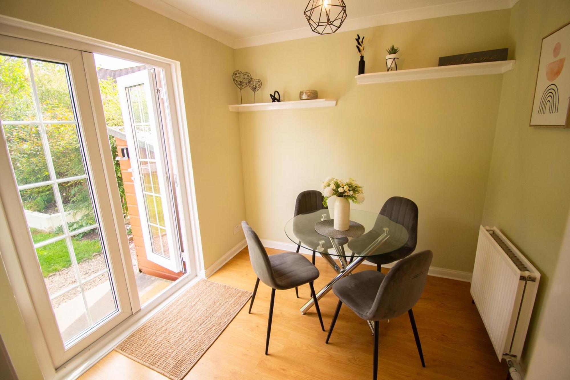 Inverness Holiday Retreat - 2 Bedroom エクステリア 写真